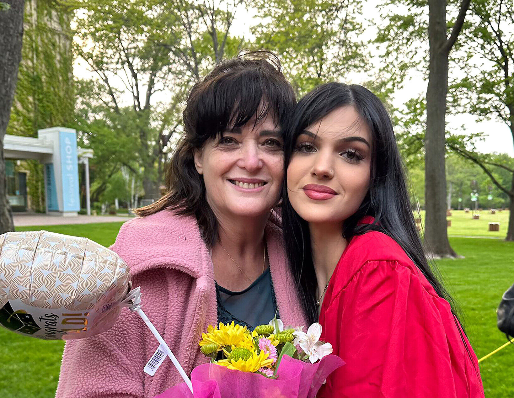 Chiến sự Israel – Hamas: 2 mẹ con người Mỹ được thả, sức khoẻ ổn định