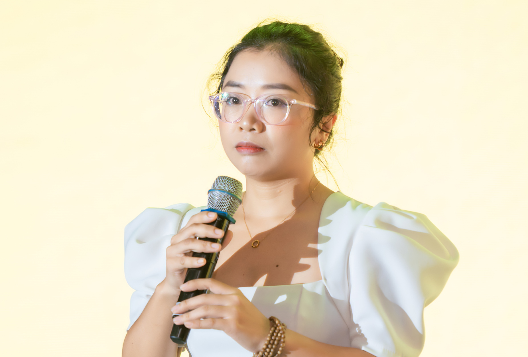 Phụ nữ Việt tự tin làm giàu từ 200 ngàn trong túi hay những chiếc quần jeans cũ