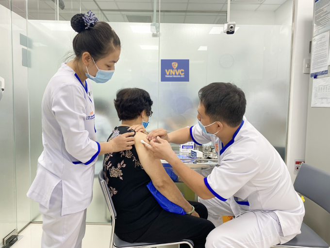 Người phụ nữ tiêm 33 mũi vaccine dại trong 4 năm