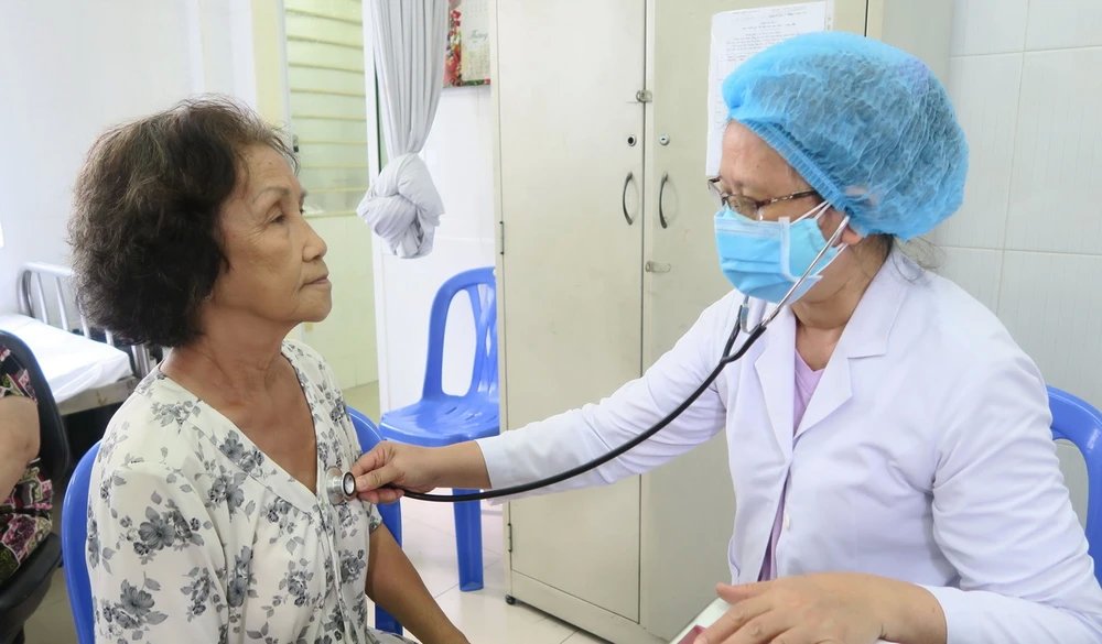 TPHCM xây dựng thành phố thân thiện với người cao tuổi