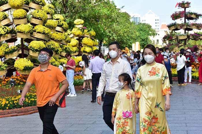 Đi chơi Tết Giáp Thìn bạn cần lưu ý 5 điều để tránh bị lây bệnh