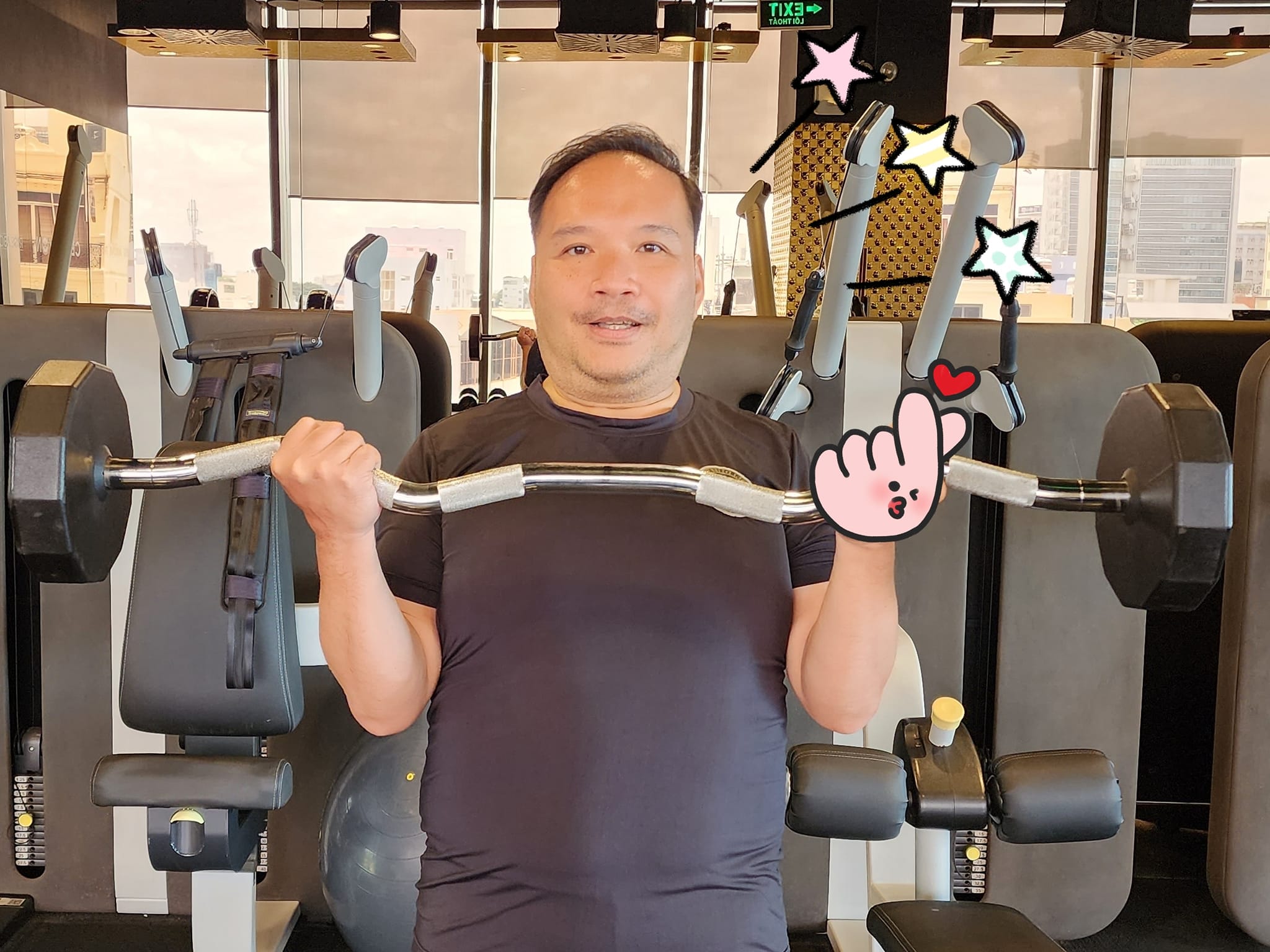 Nhạc sĩ Nguyễn Hà: tập thể dục cho khỏe mạnh, giảm cân