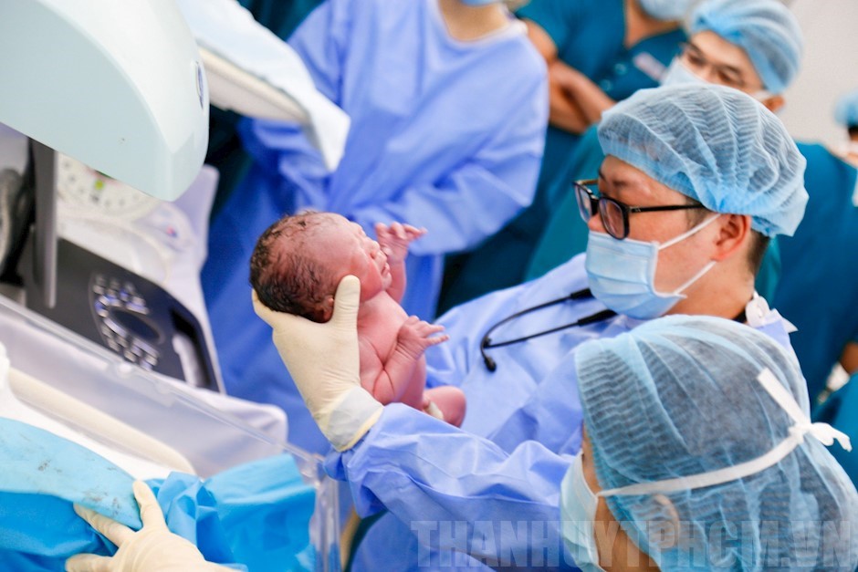 Những ca mổ ‘siêu đẳng cấp’ của bác sĩ Việt Nam