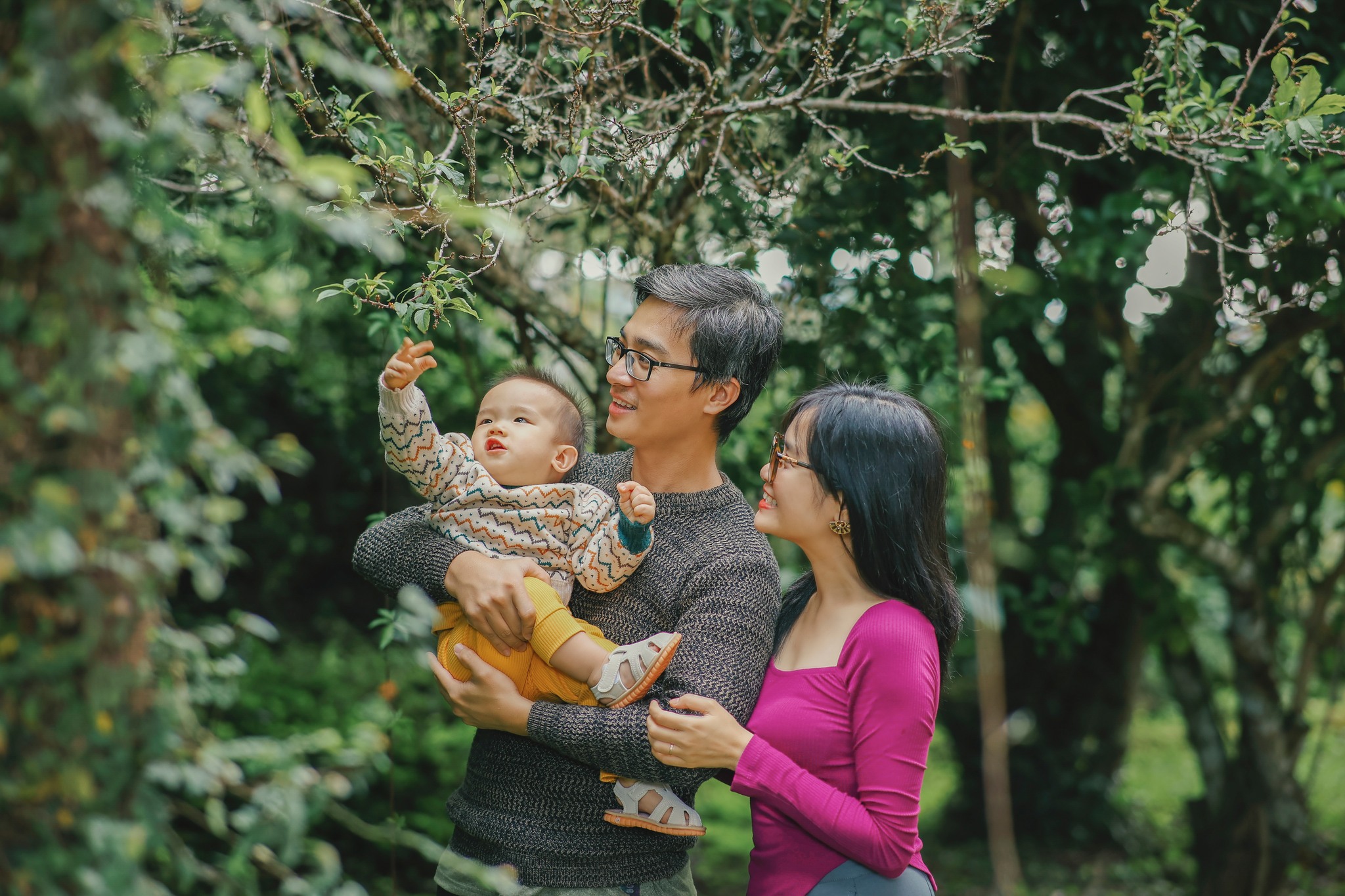 Dạy con trai về niềm hạnh phúc bất tận của tình yêu