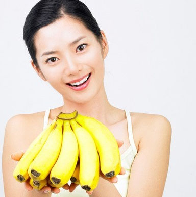 4 thực phẩm màu vàng cân bằng nội tiết tố, giúp phụ nữ trẻ lâu