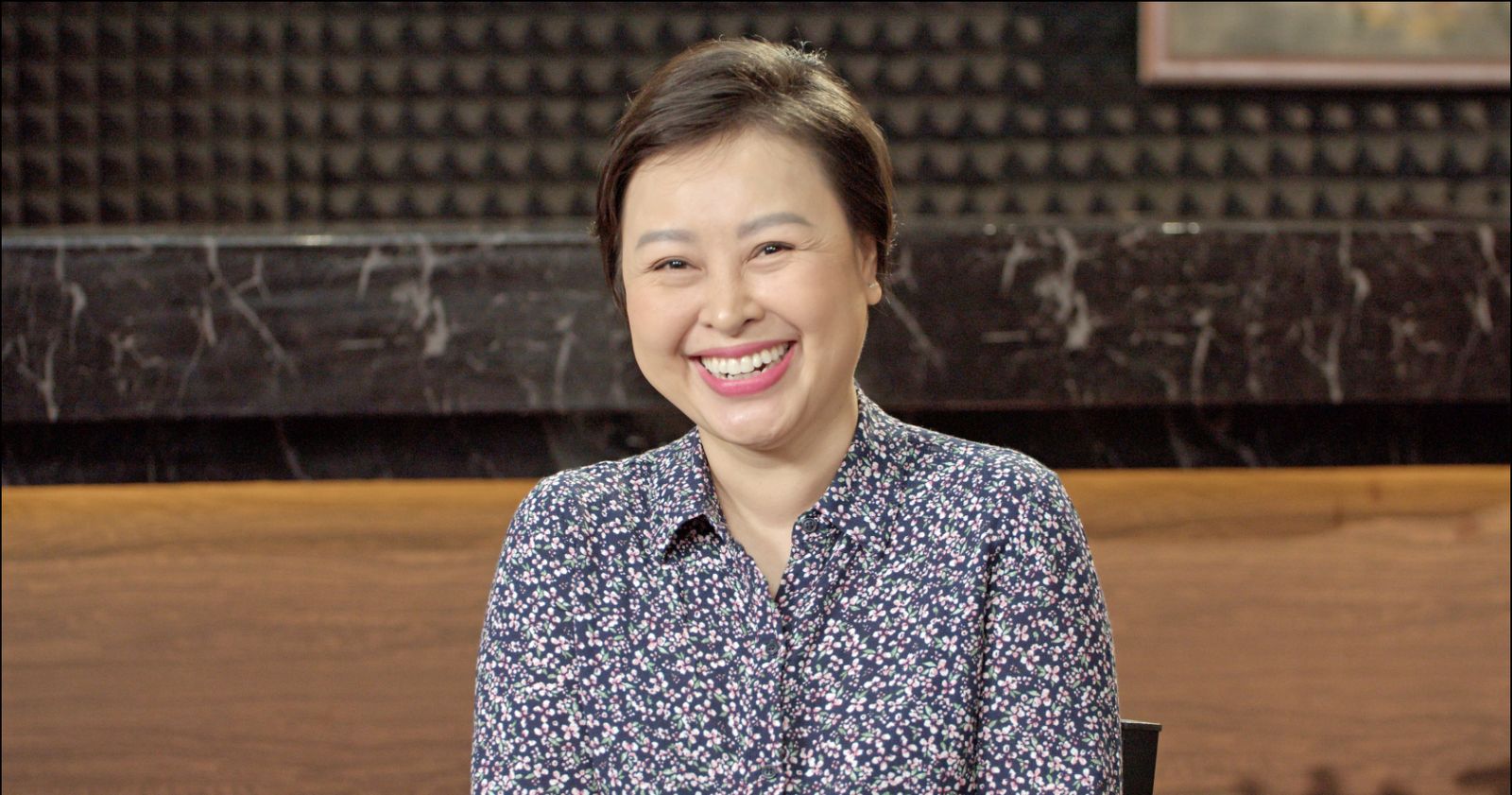 Nhà báo Thùy Trang: Làm phóng viên nhàn hạ hay vất vả? Khi ngủ đến 9 giờ ‘chỉ là giấc mơ’