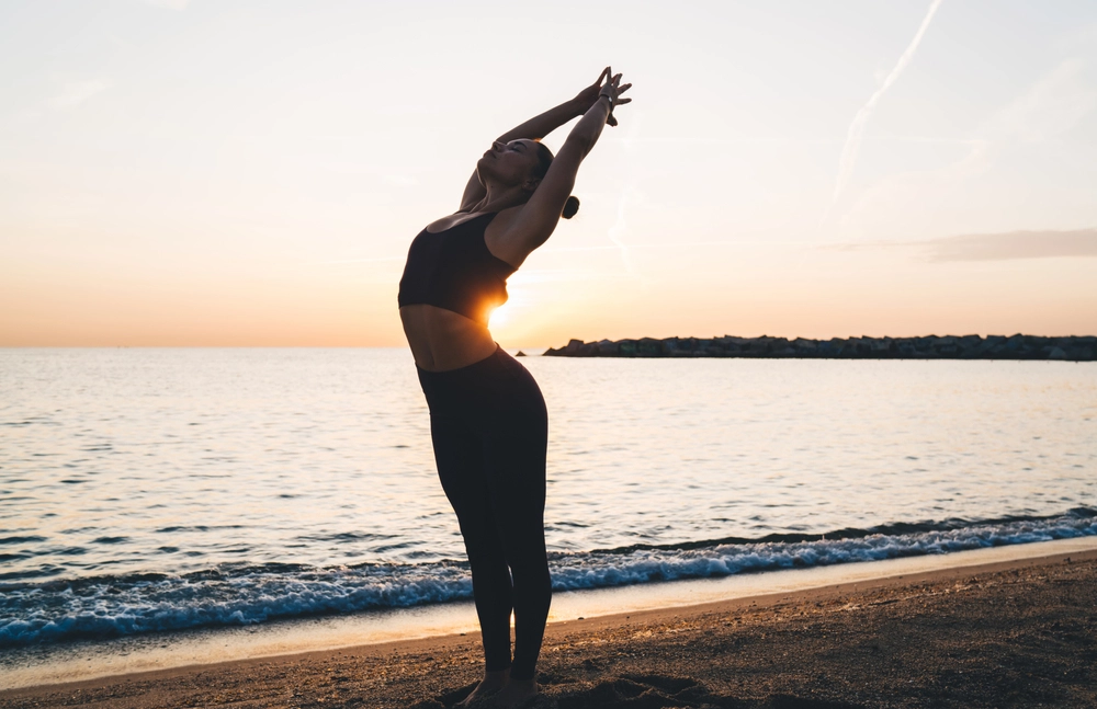 Bài tập giãn cơ buổi sáng giúp cơ thể tỉnh táo, tràn đầy năng lượng