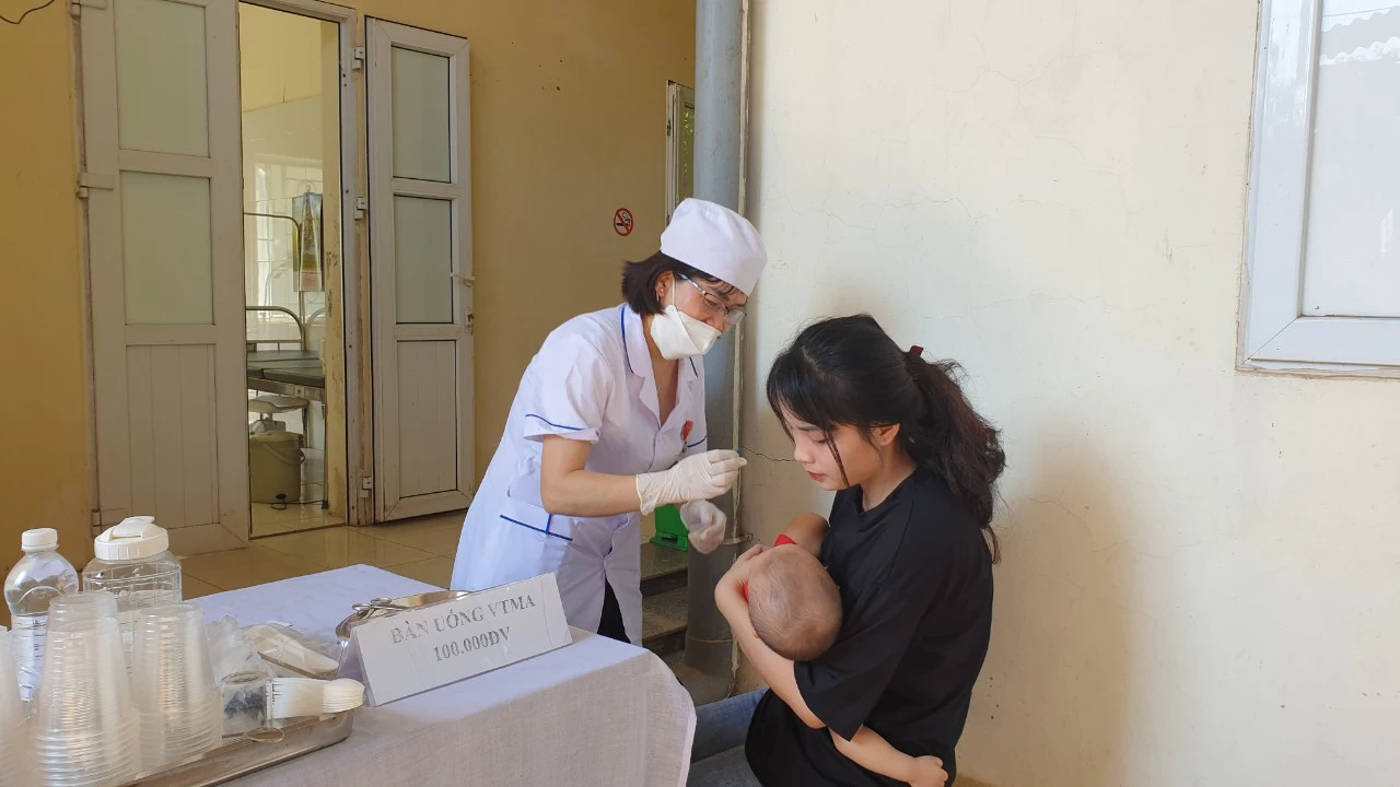 Phấn đấu 100% trẻ em trong độ tuổi được uống vitamin A trong Ngày Vi chất dinh dưỡng