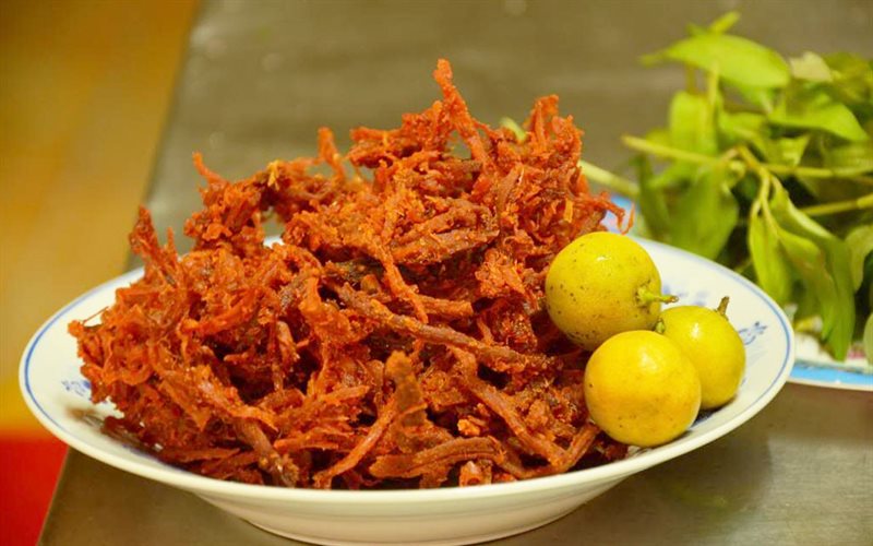 Người hay ăn thịt bò khô nên biết