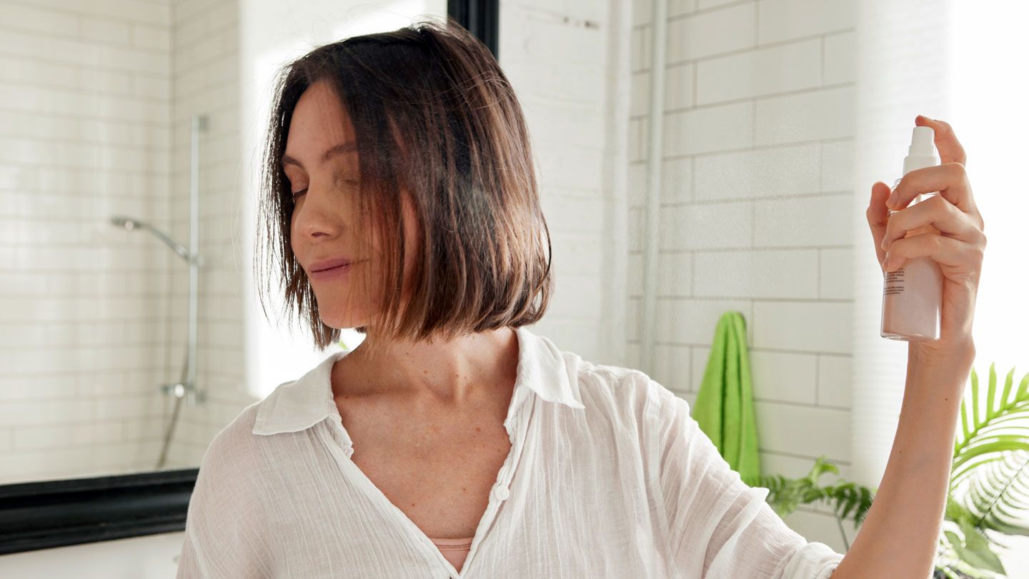 Sử dụng kem chống nắng cho tóc như thế nào?