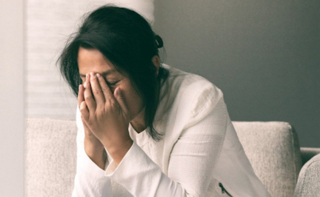 Cô gái 22 tuổi mãn kinh