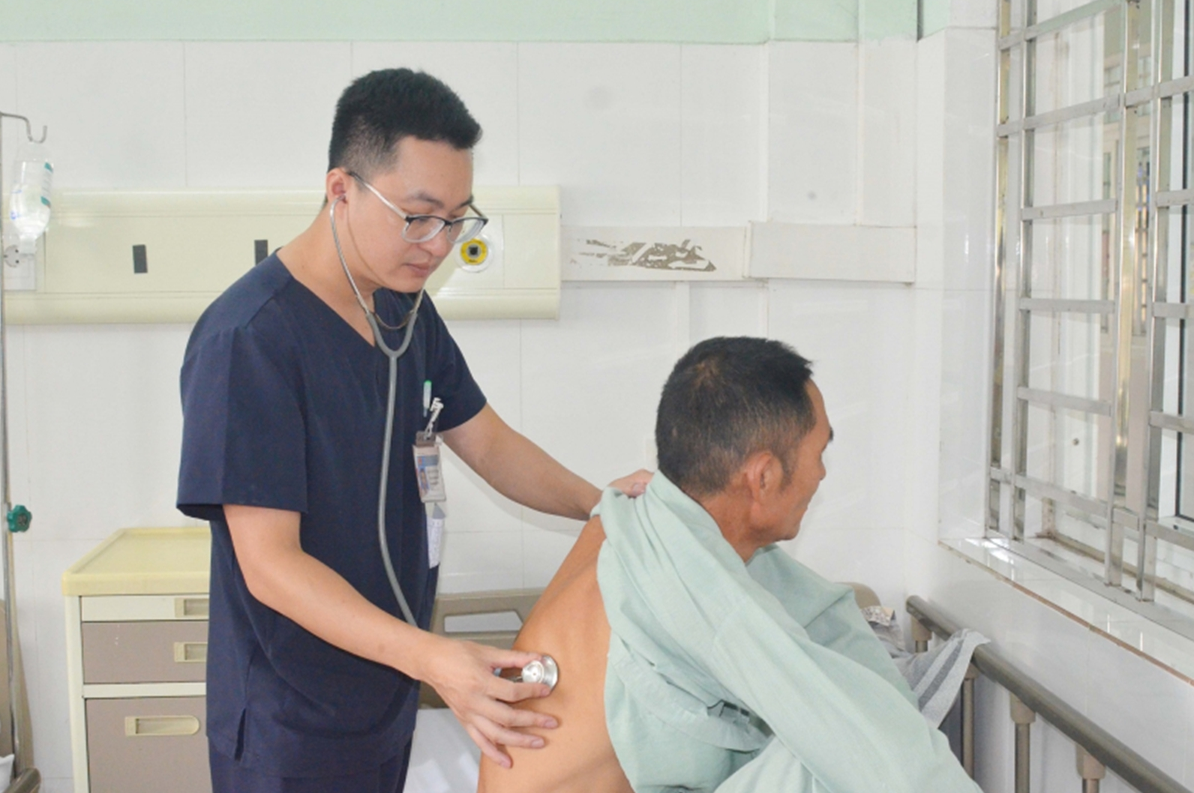 Đọc báo giùm bạn 26/9/2024: Cảnh báo vi khuẩn ăn thịt người sau lũ. Kháng kháng sinh gây tử vong cao hơn ung thư. Cộng đồng LGBTQ+ dễ bị sa sút trí tuệ, trầm cảm, đột quỵ