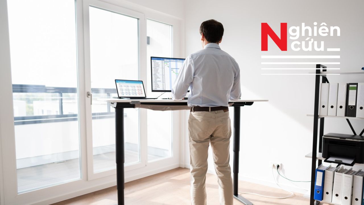 Bàn làm việc đứng không làm giảm nguy cơ đột quỵ và suy tim
