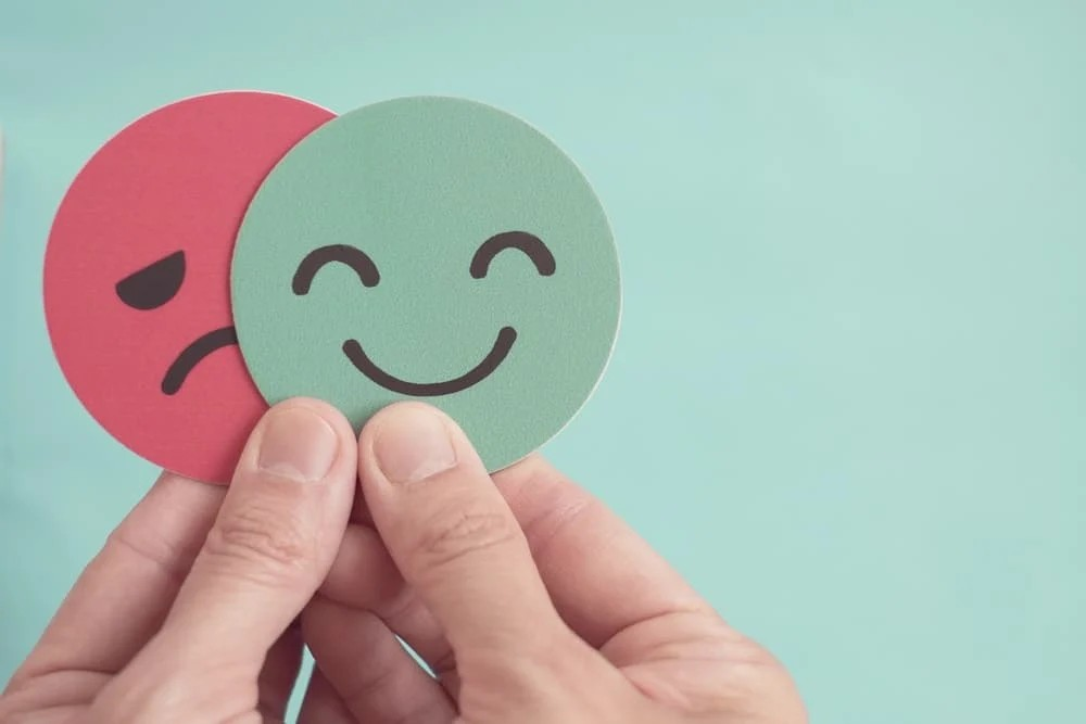 Hai chiều [Kỳ 1]: Trầm cảm cười và tích cực độc hại