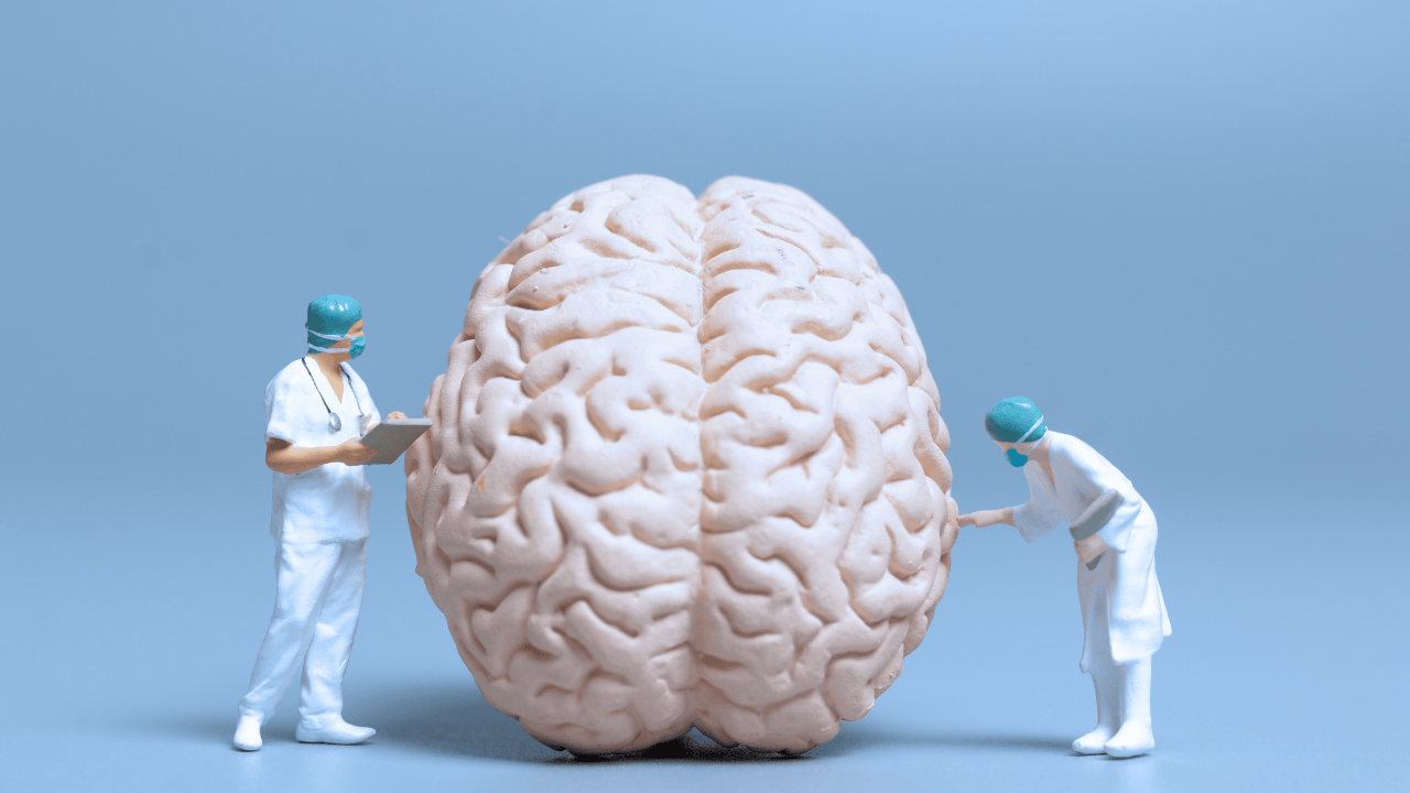 Phân biệt nhồi máu não và xuất huyết não: Hiểu rõ để bảo vệ sức khỏe não bộ