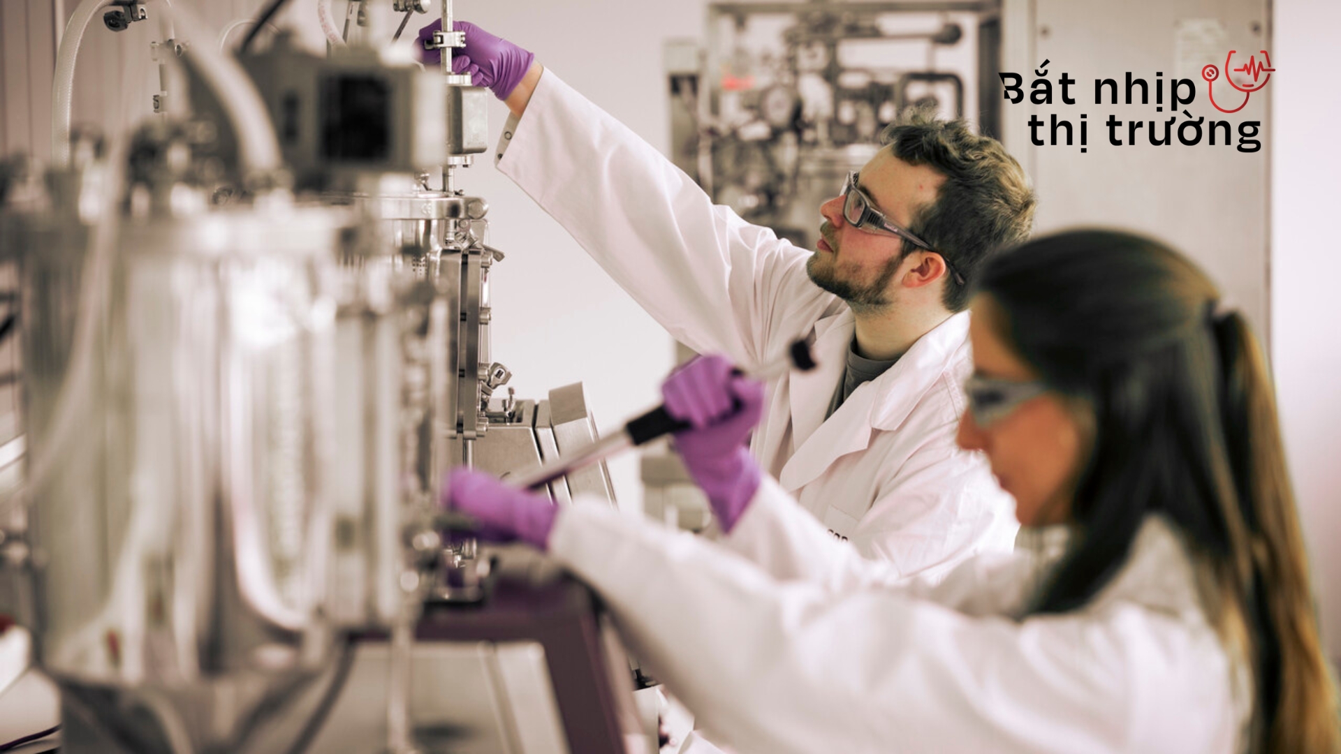 Chuyển động doanh nghiệp 22/02/2025: Sanofi và Samsung Bioepis nhận được cái “gật đầu” của FDA