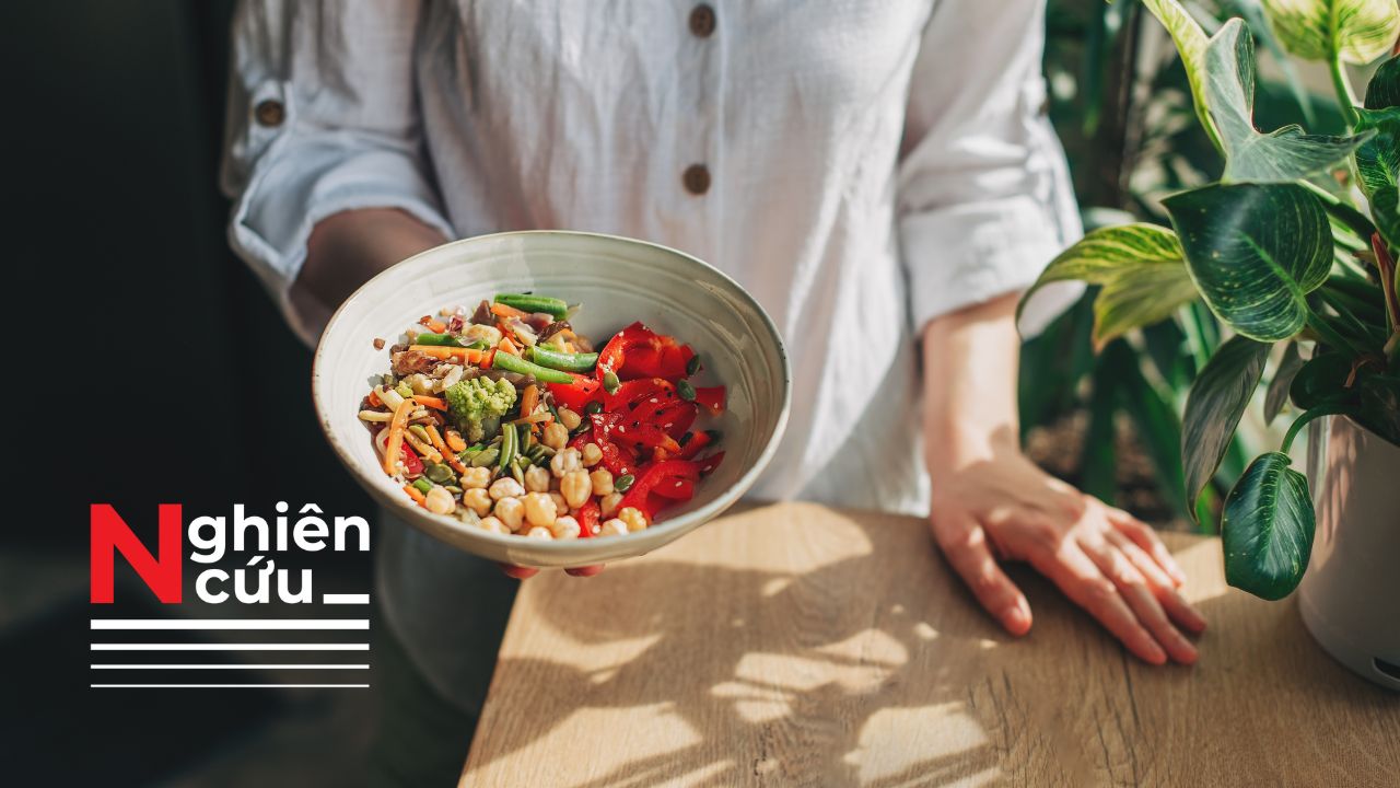 Nghiên cứu suốt 30 năm trên hơn 100.000 người để tìm ra chế độ ăn tốt cho lão hóa nhất