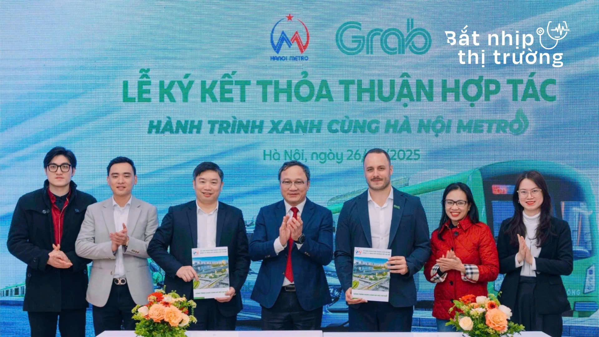 Chuyển động doanh nghiệp 06/03/2025: Grab hợp tác phát triển đường sắt Hà Nội, Saigon Co.op dự định mở chuỗi cửa hàng tại ga metro TP.HCM